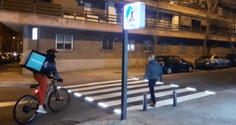 paso de cebra inteligente