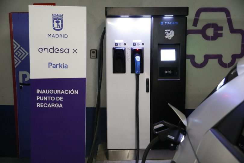 punto de recarga eléctrico